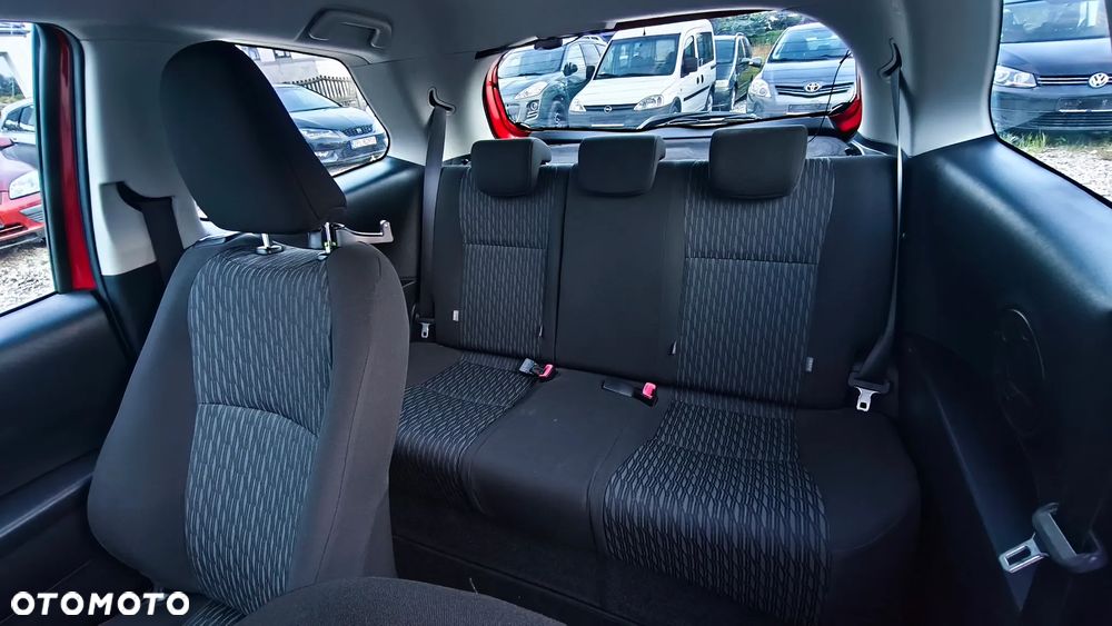 Toyota Yaris - 26