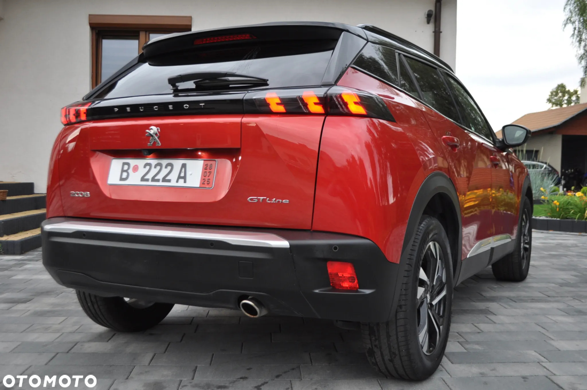 Peugeot 2008 BlueHDi 130 EAT8 GT - 14
