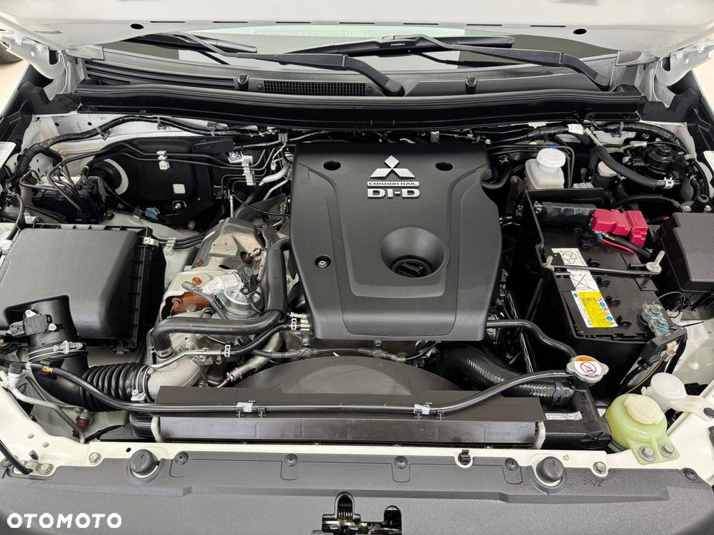 Mitsubishi L200 2.4 d DC Invite EU6 - 19