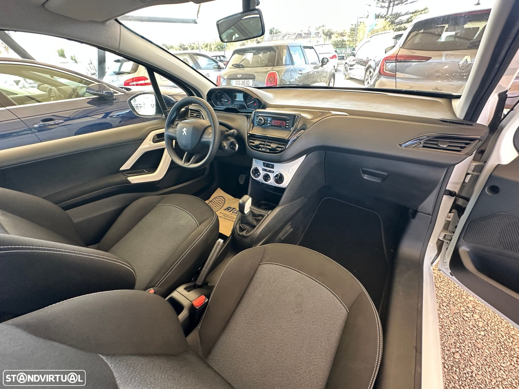 Peugeot 208 1.2 PureTech Like - 22