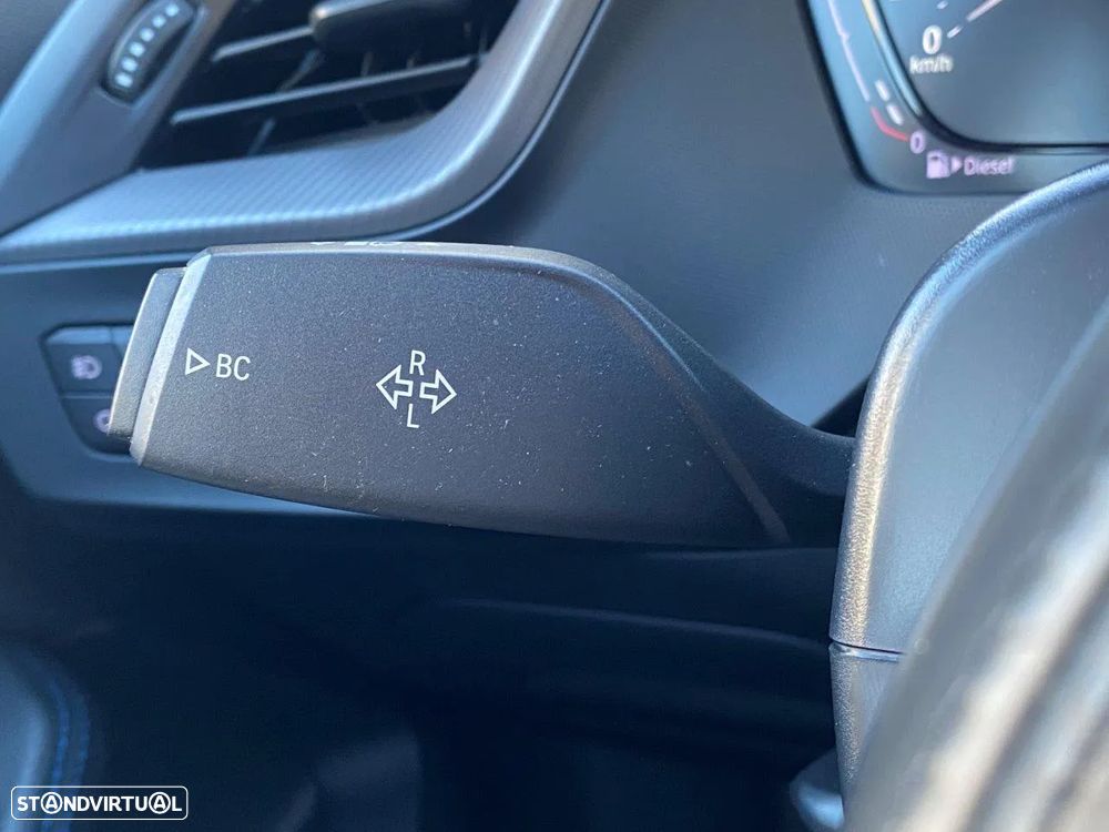 BMW 116 d Pack Desportivo M - 43