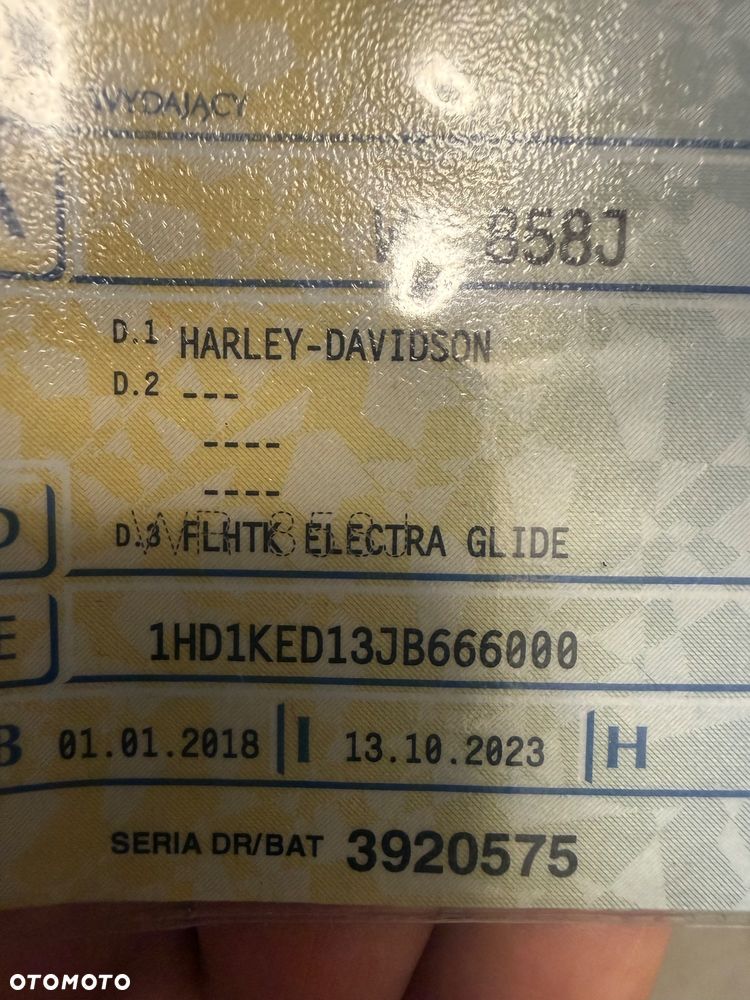 Harley-Davidson FLHT Electra Glide Standard - 17