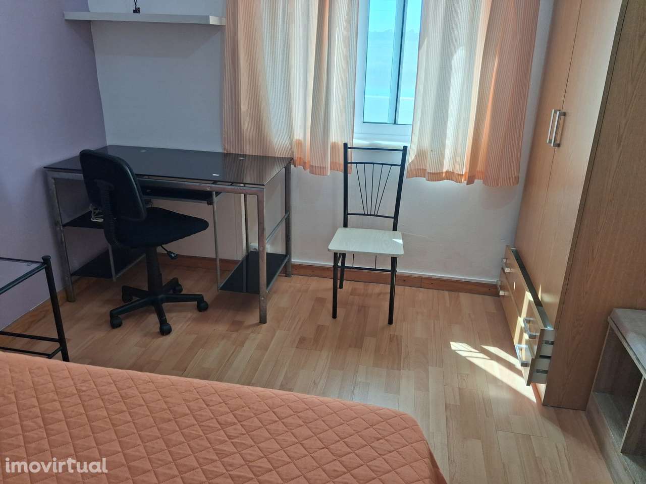 Quarto individual RAPARIGAS trabalhadora / estudante - Grande imagem: 2/5