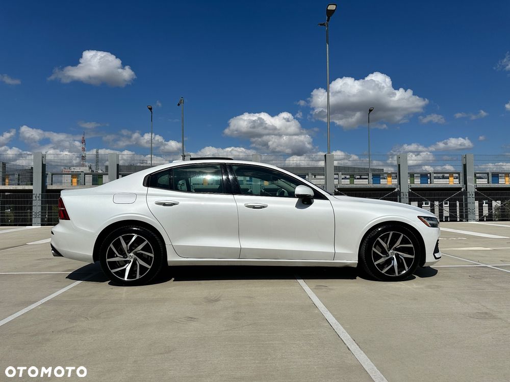 Volvo S60 T6 AWD Momentum Pro - 8