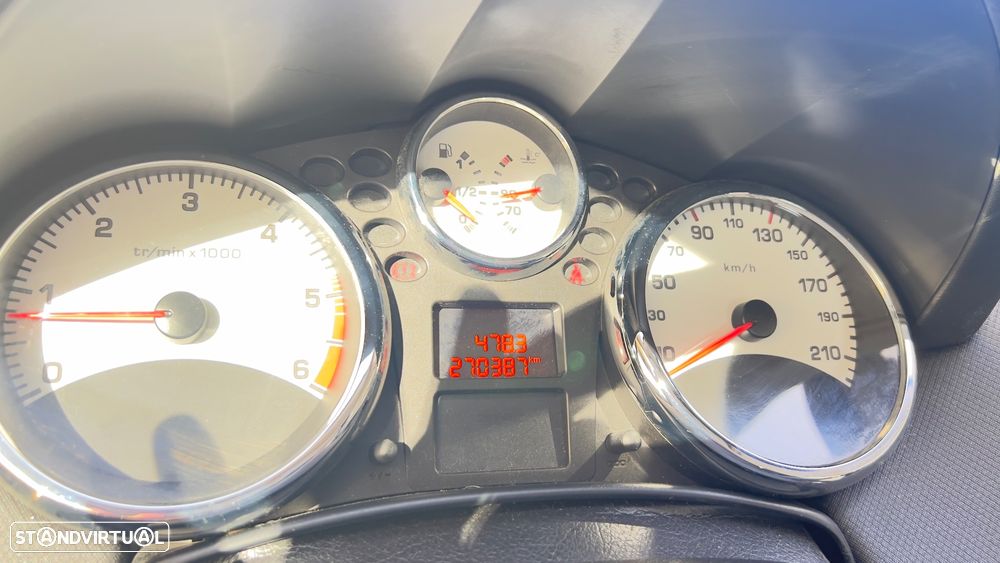 Peugeot 207 1.6 HDi 98g - 6