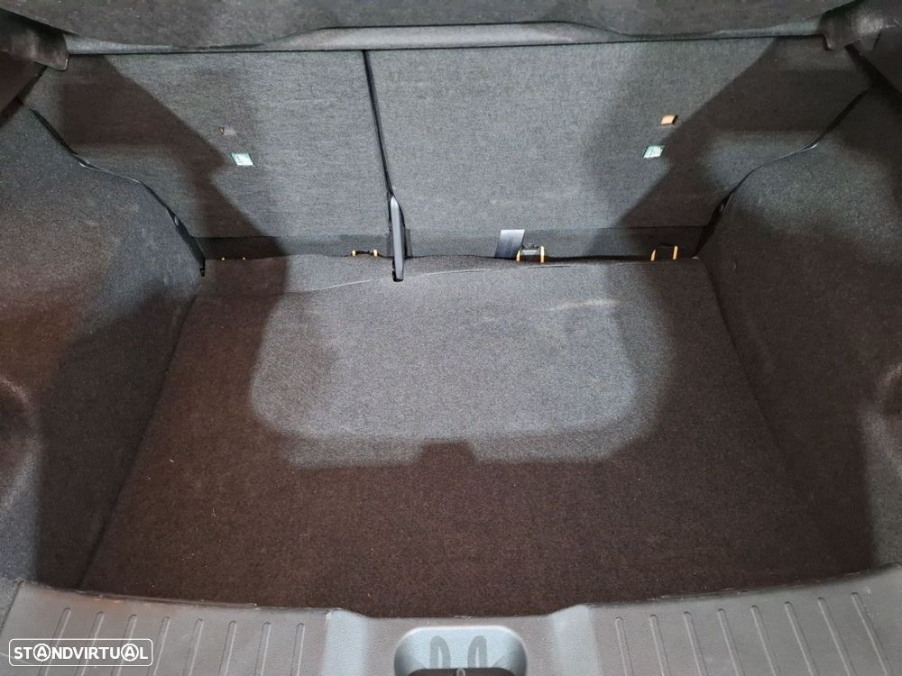 Nissan Juke 1.0 DIG-T Acenta+ — fotografia 18
