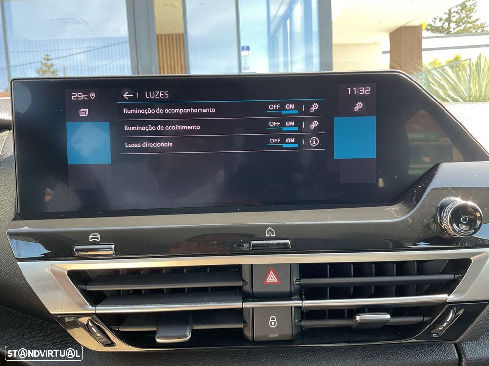 Citroën C4 1.2 PureTech Feel - 32