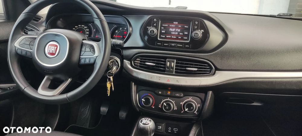 Fiat Tipo 1.4 T-Jet 16v Lounge - 33