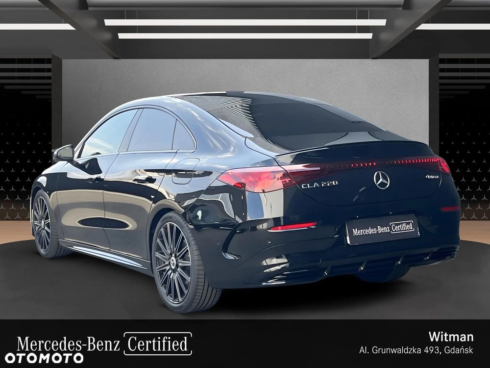Mercedes-Benz CLA - 4