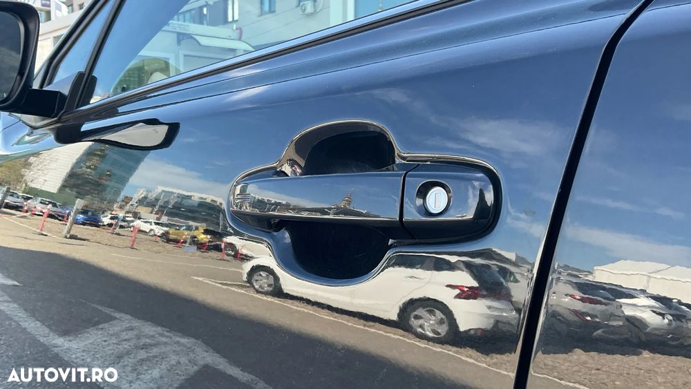 Toyota C-HR 1.8 HSD 4x2 CVT C-ult - 38