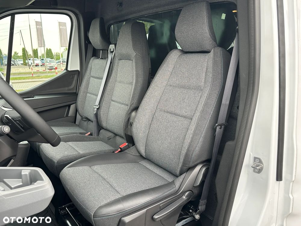 Renault Master 2.0 dCi 170 KM AT9 E-VI - 20