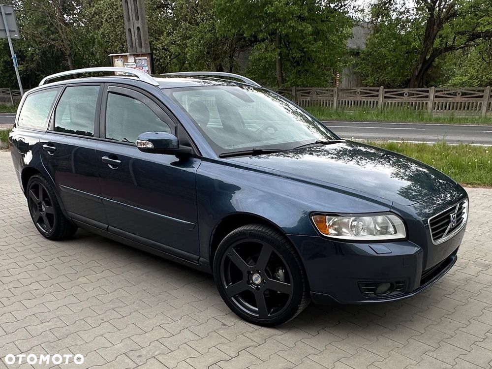 Volvo V50 2.0 Momentum - 1