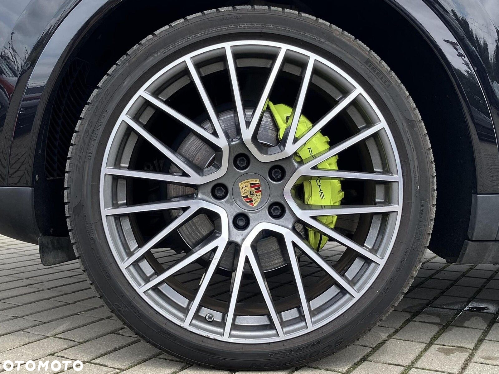 Porsche Cayenne - 12