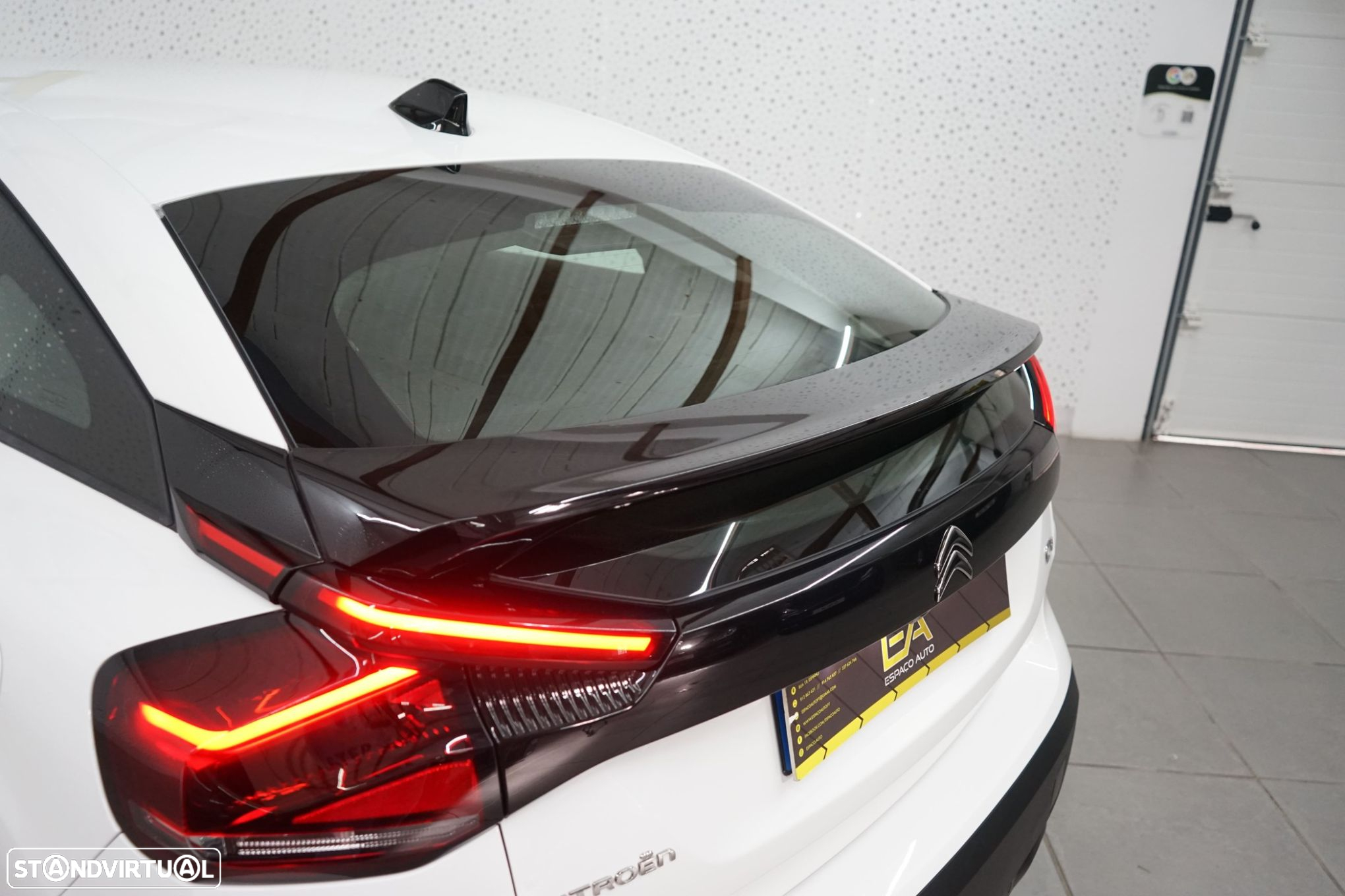 Citroën C4 1.2 PureTech Shine - 16