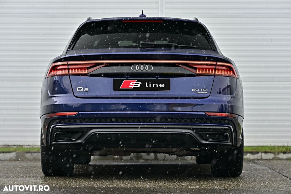 Audi Q8 - 11