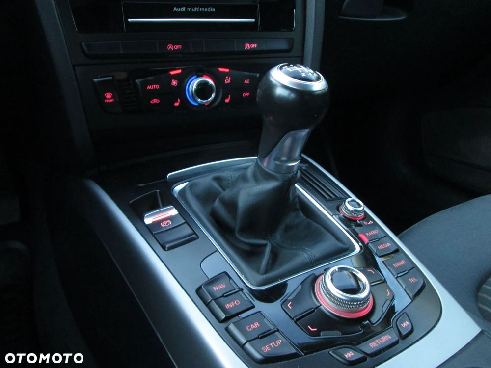 Audi A4 Avant 2.0 TDI DPF clean diesel Ambition - 17