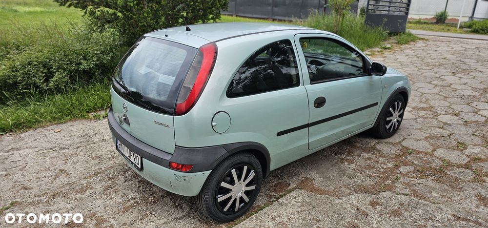 Opel Corsa - 3