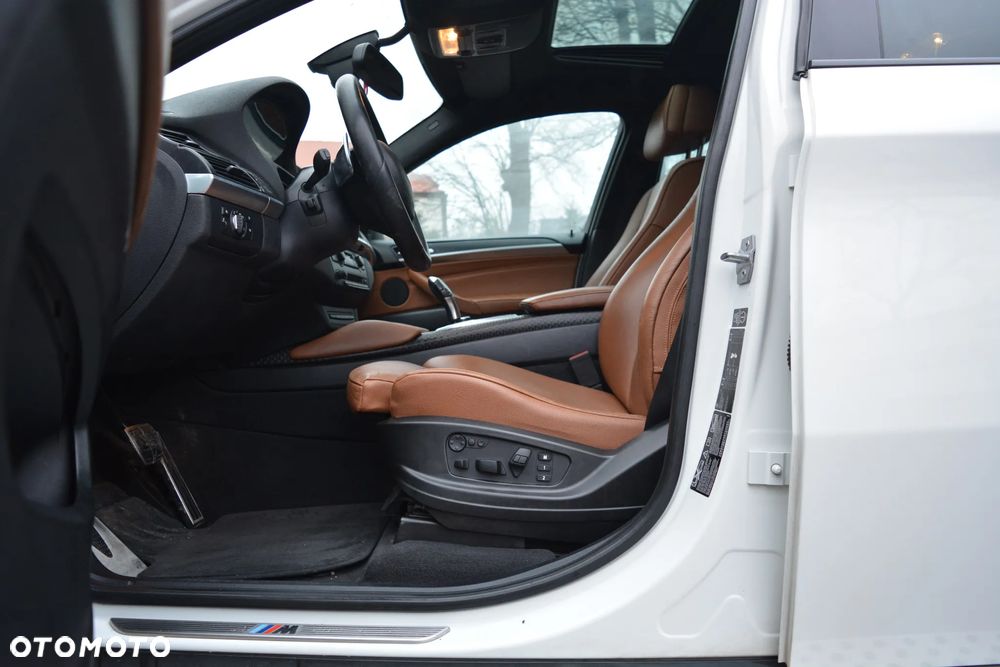 BMW X6 - 26