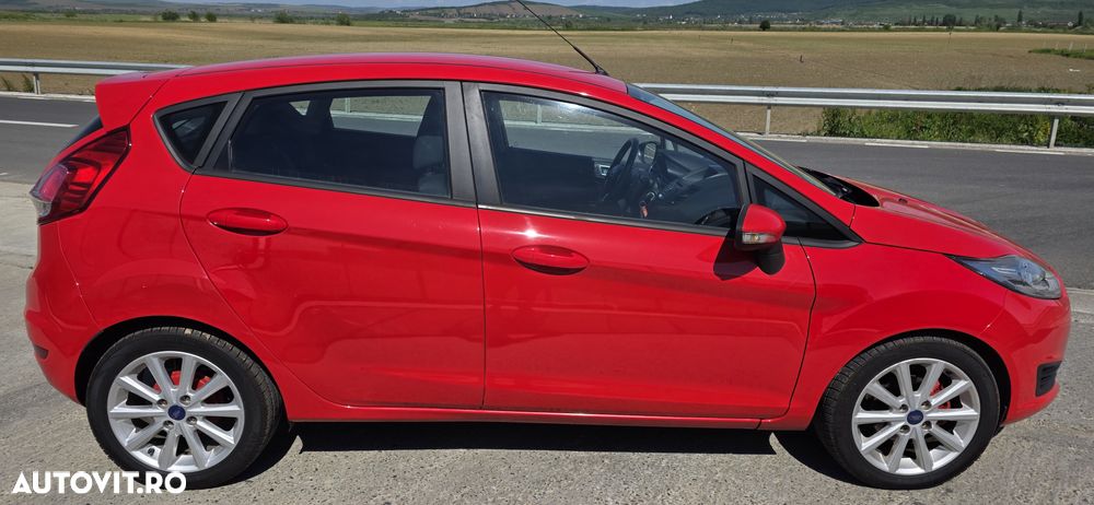 Ford Fiesta 1.5 TDCi SYNC Edition - 6