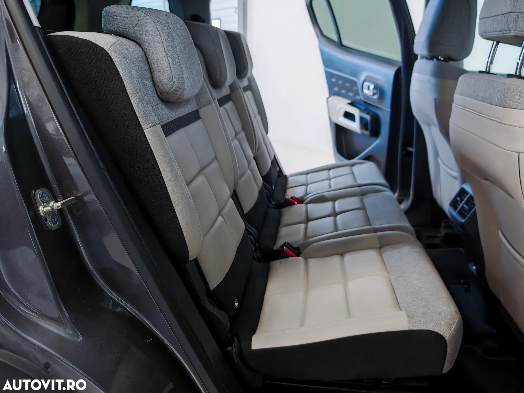 Citroën C5 Aircross 1.5 BlueHDi S&S EAT8 Feel - 29
