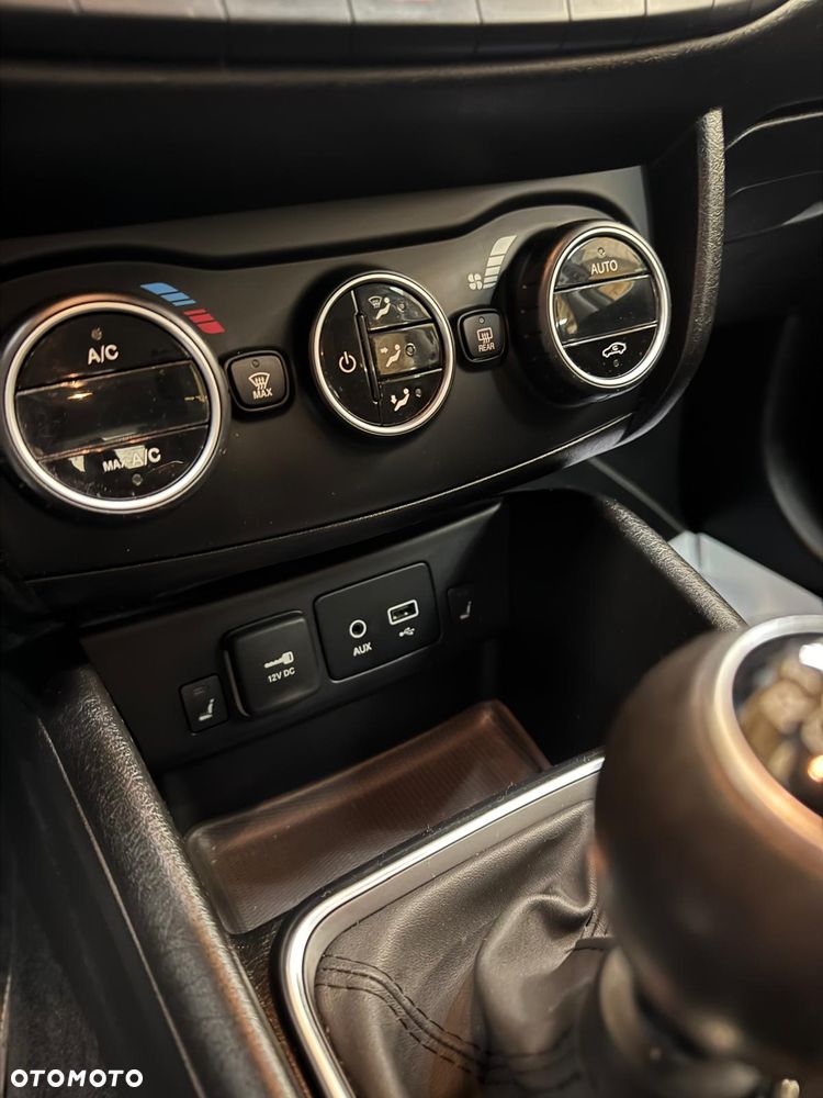 Fiat Tipo 1.6 MultiJet 16v Lounge - 10