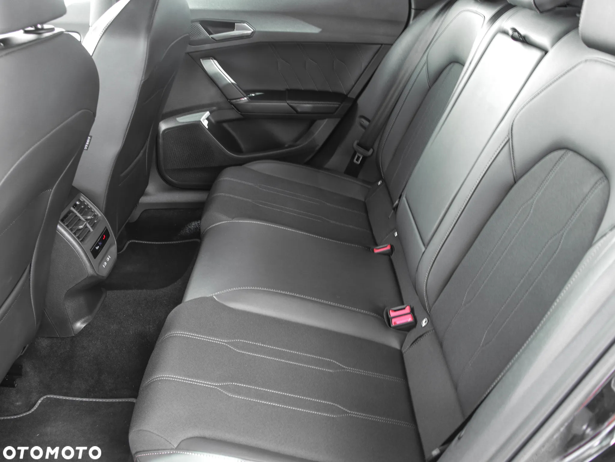 Cupra Formentor 1.5 TSI DSG - 11