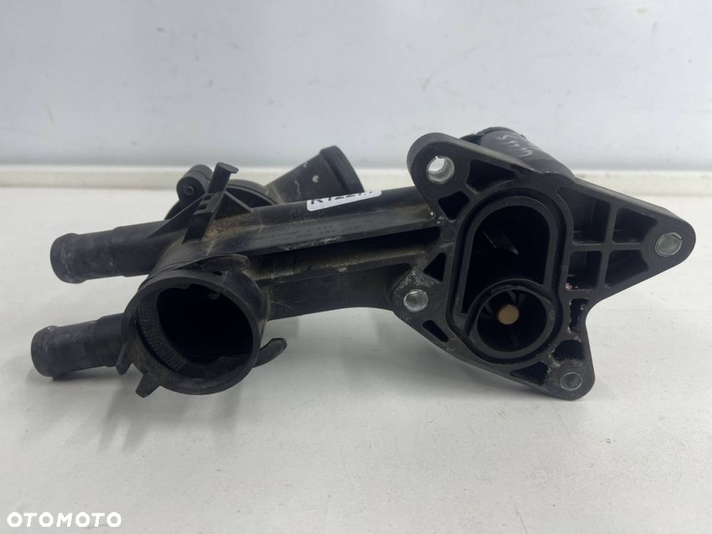 Obudowa termostatu VW Golf V 5 Polo 9n TERMOSTAT 1.4 fsi benzyna 03c121111c - 2