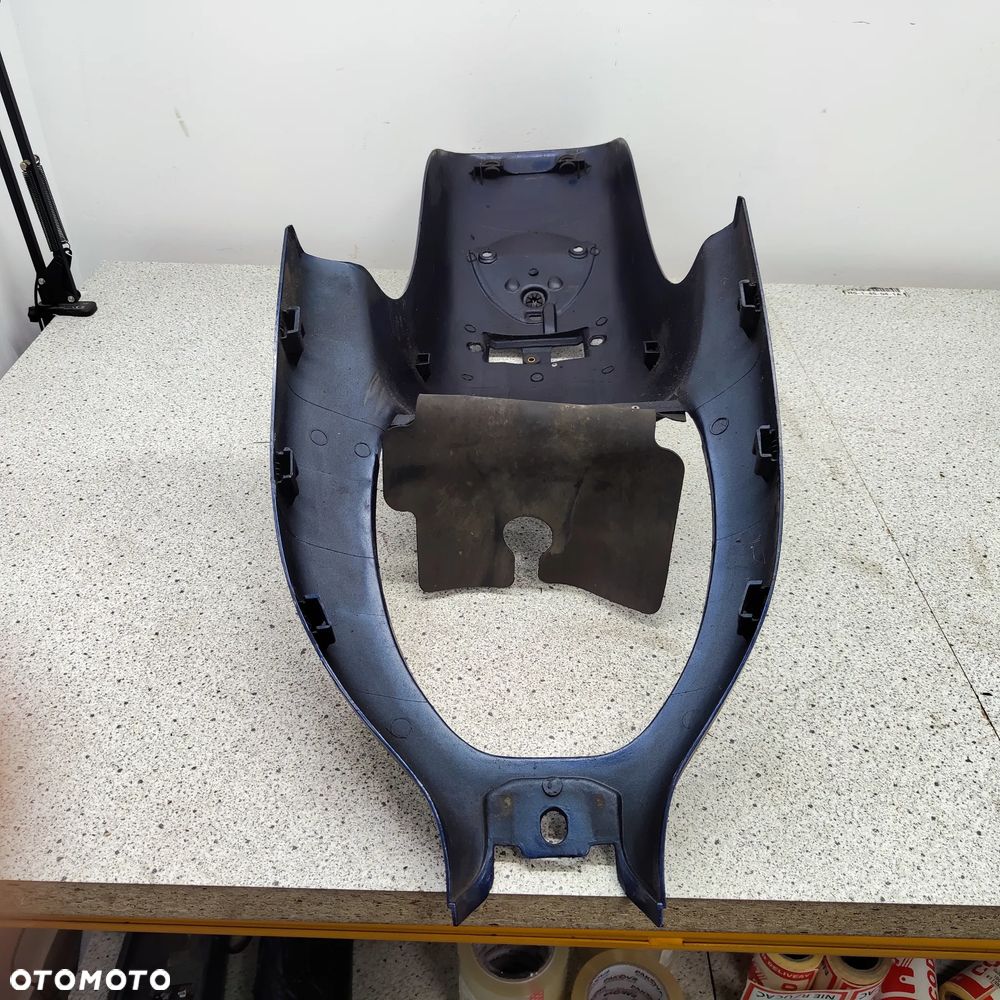 Błotnik tył, tylny, nadkole, zadupek, ogon Honda VT 600 VT600 Shadow 600 - 16