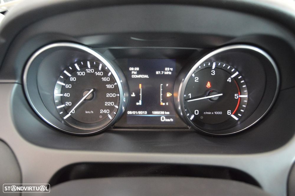 Land Rover Discovery - 40