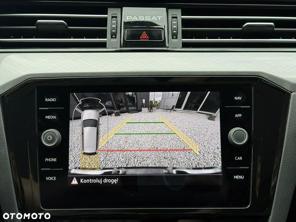 Volkswagen Passat Variant 2.0 TDI EVO Business DSG - 29