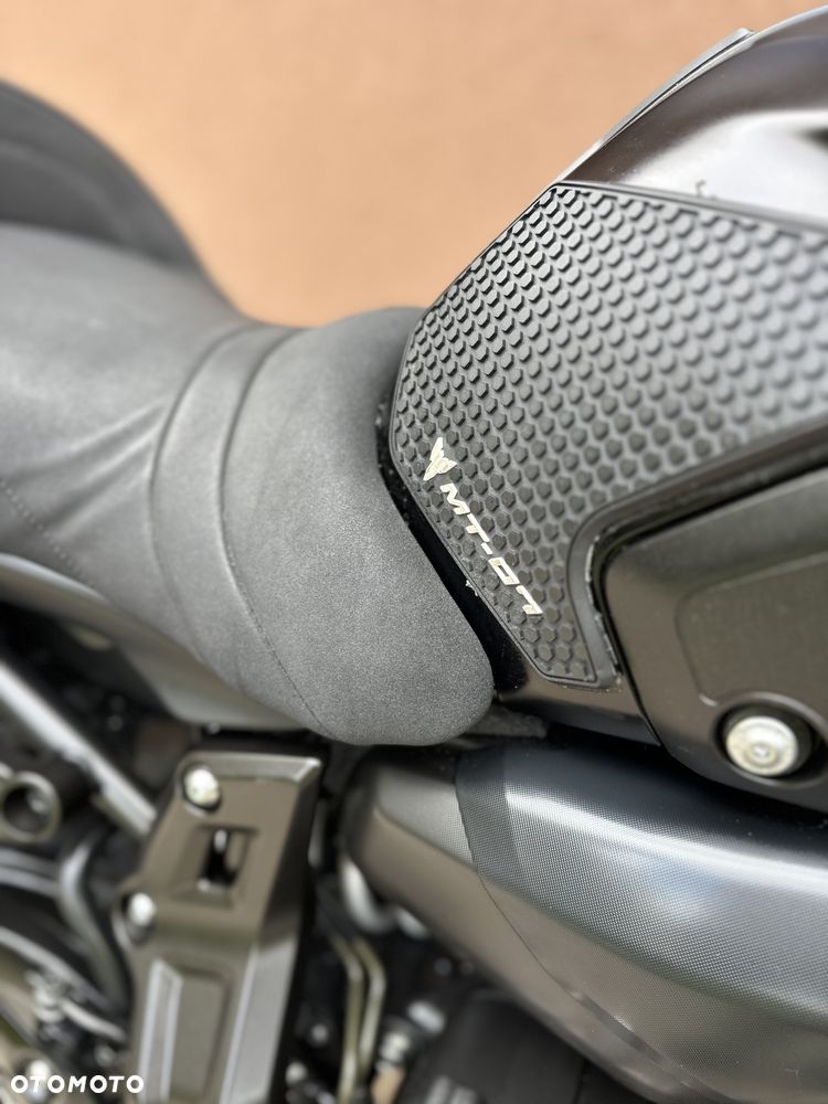 Yamaha MT - 16