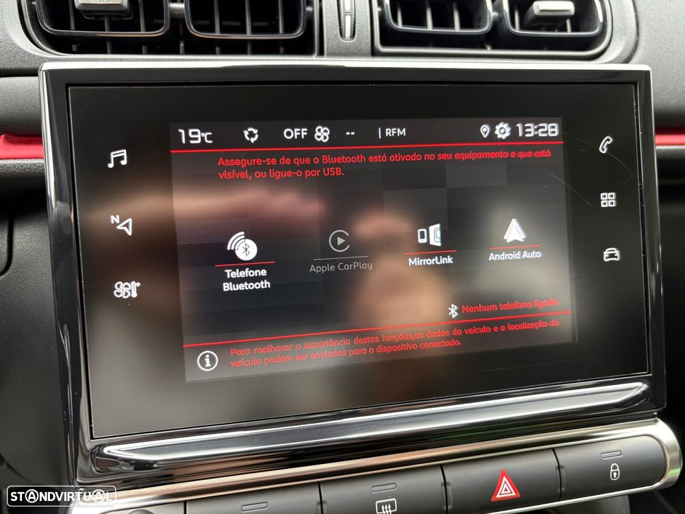 Citroën C3 1.2 PureTech Shine - 23