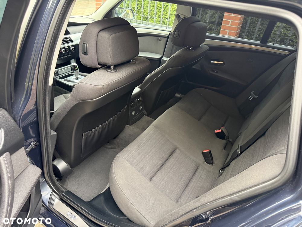 BMW Seria 5 520d Edition Exclusive - 25