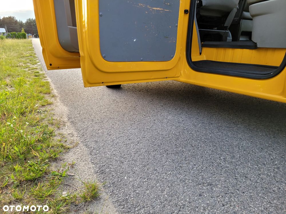 Volkswagen LT 35 Brygadówka 7 osób L2H2 - 38