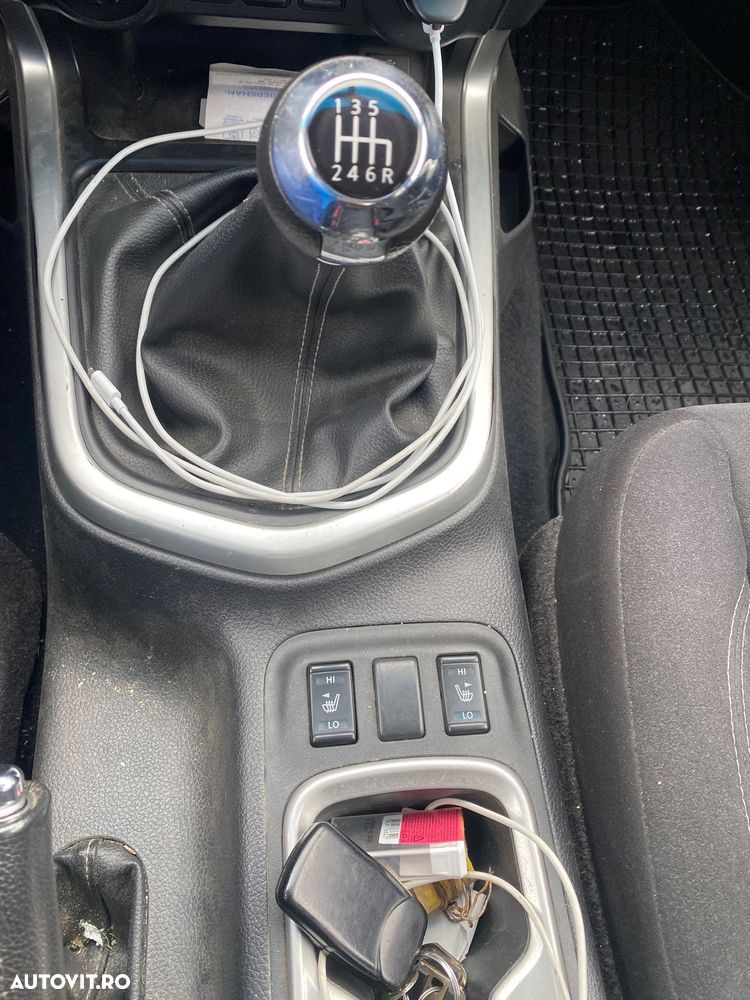 Nissan Navara Double Cab N-Connecta - 6