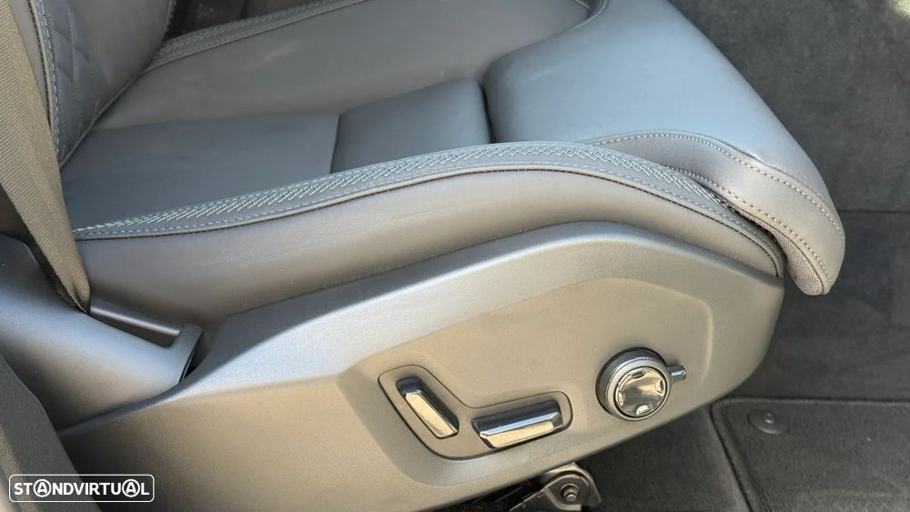 Volvo XC 60 - 29