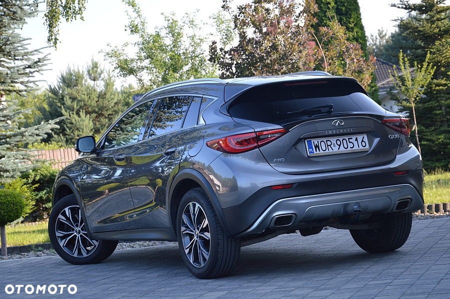 Infiniti QX30 2.2d DCT AWD Luxe - 10