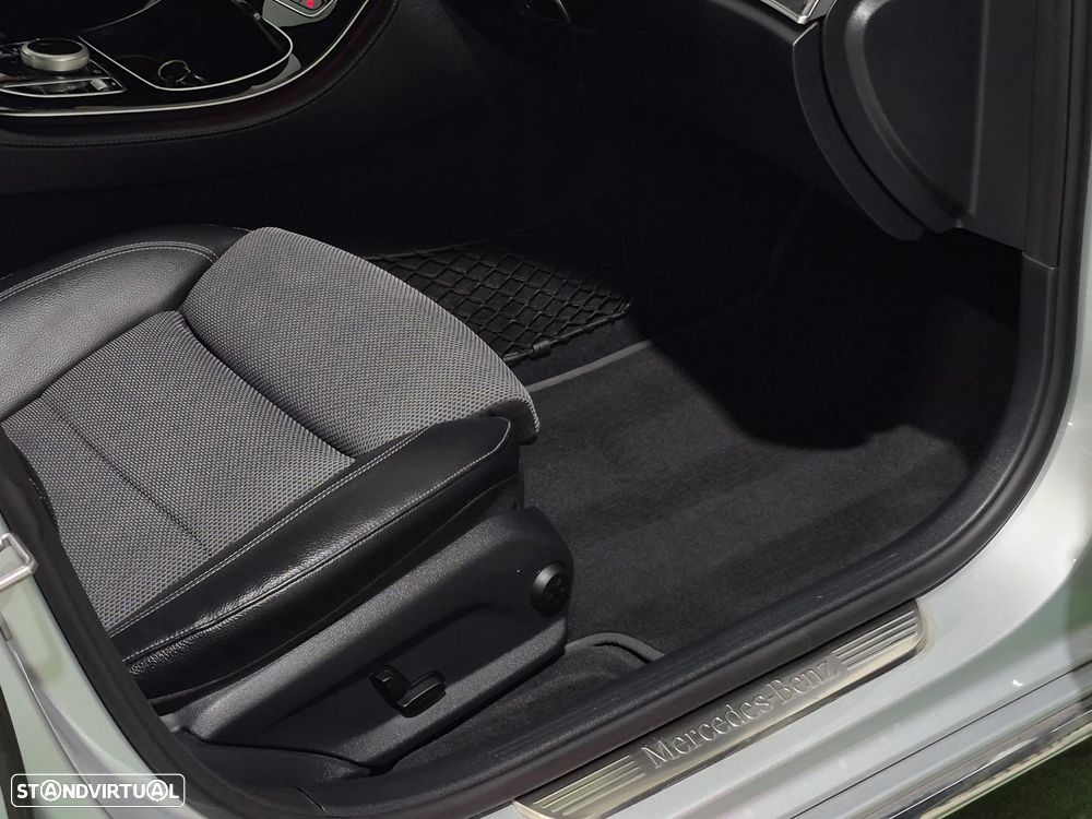 Mercedes-Benz E 220 d Avantgarde - 13