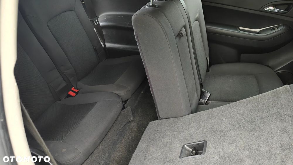 Chevrolet Orlando 2.0 D LT+ - 12