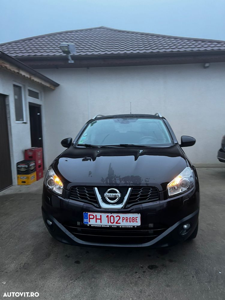 Nissan Qashqai 2.0 dCi DPF 4x4 Aut acenta - 12