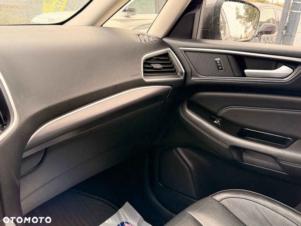 Ford S-Max 2.0 TDCi 4WD Titanium PowerShift - 26