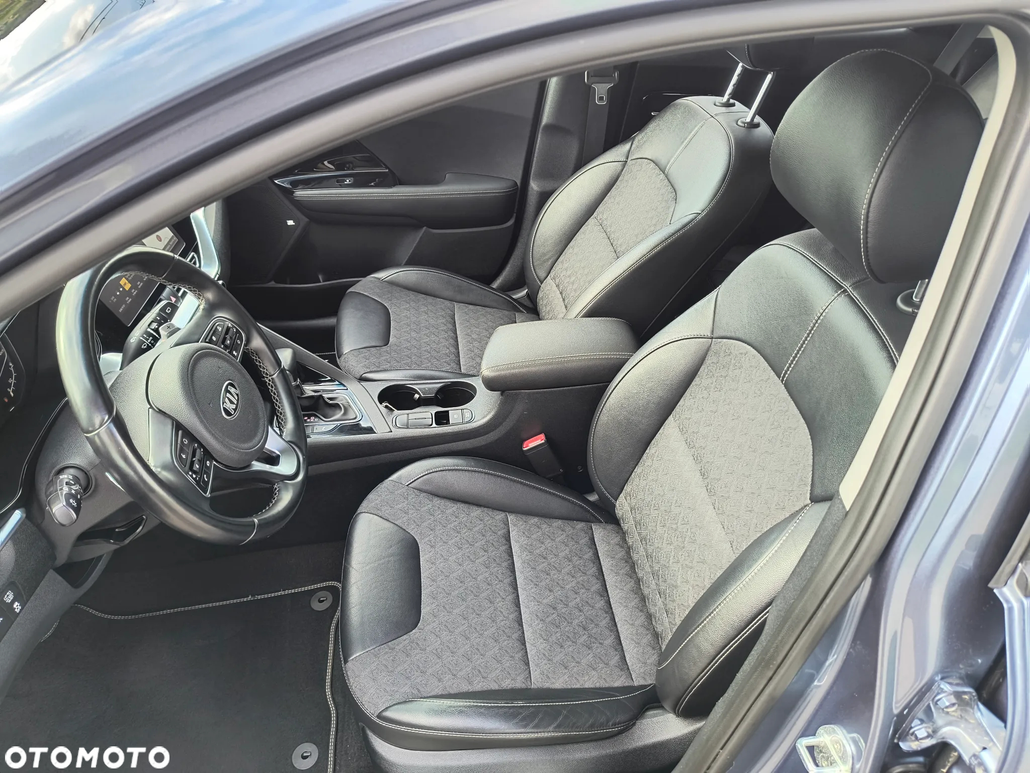 Kia Niro 1.6 GDI Hybrid XL - 12