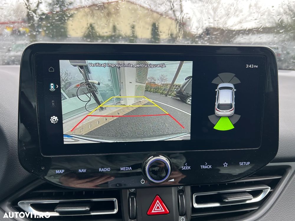 Hyundai i30 1.5 T-GDI 140CP M/T MHEV Highway - 10