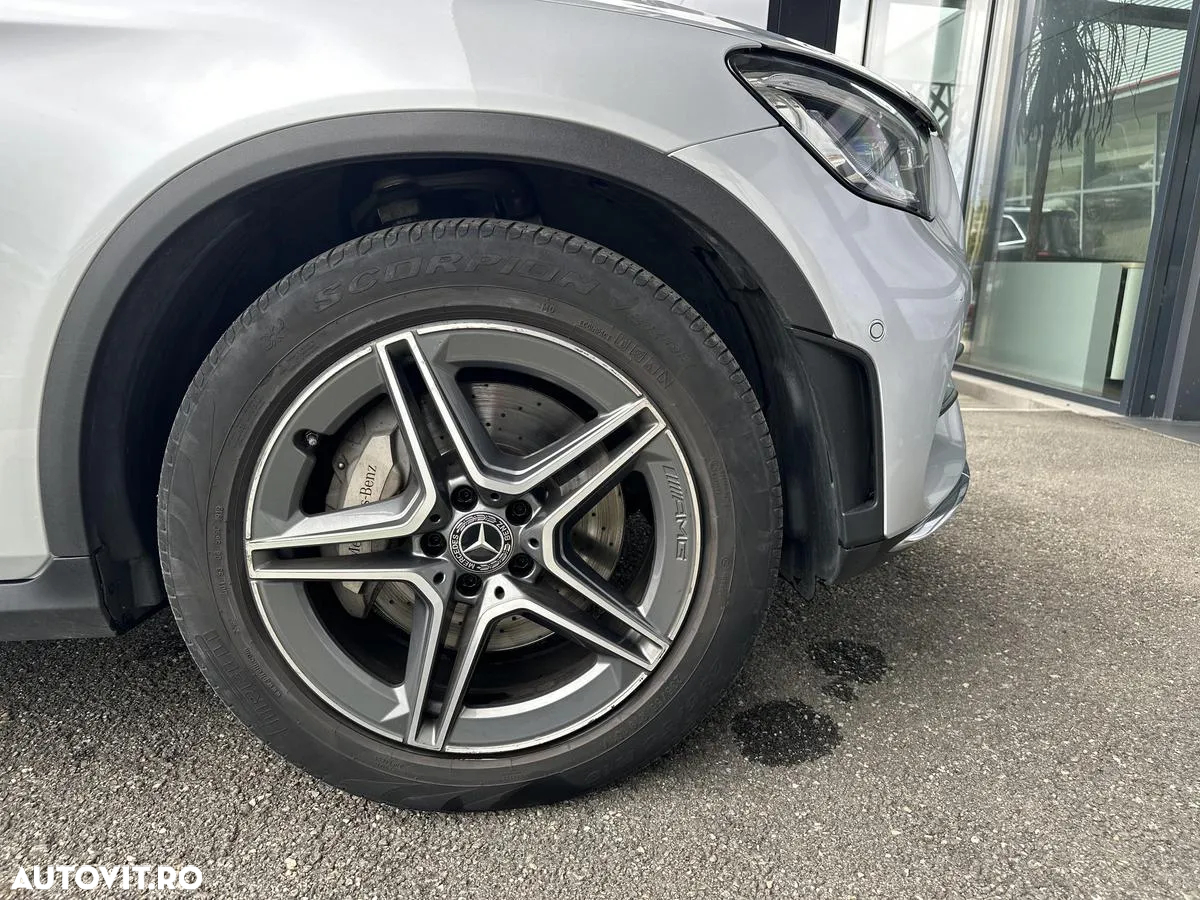 Mercedes-Benz GLC 200 4Matic 9G-TRONIC AMG Line - 16