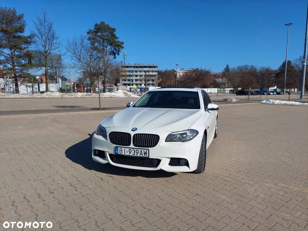 BMW Seria 5 528i xDrive Sport-Aut Modern Line - 19