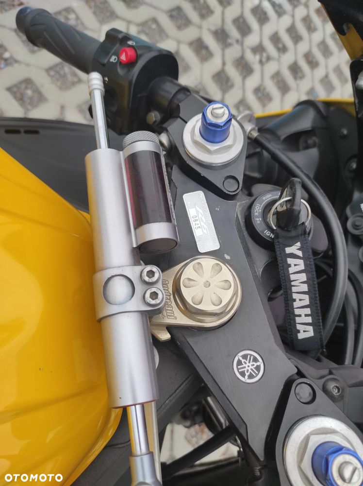 Yamaha YZF - 7