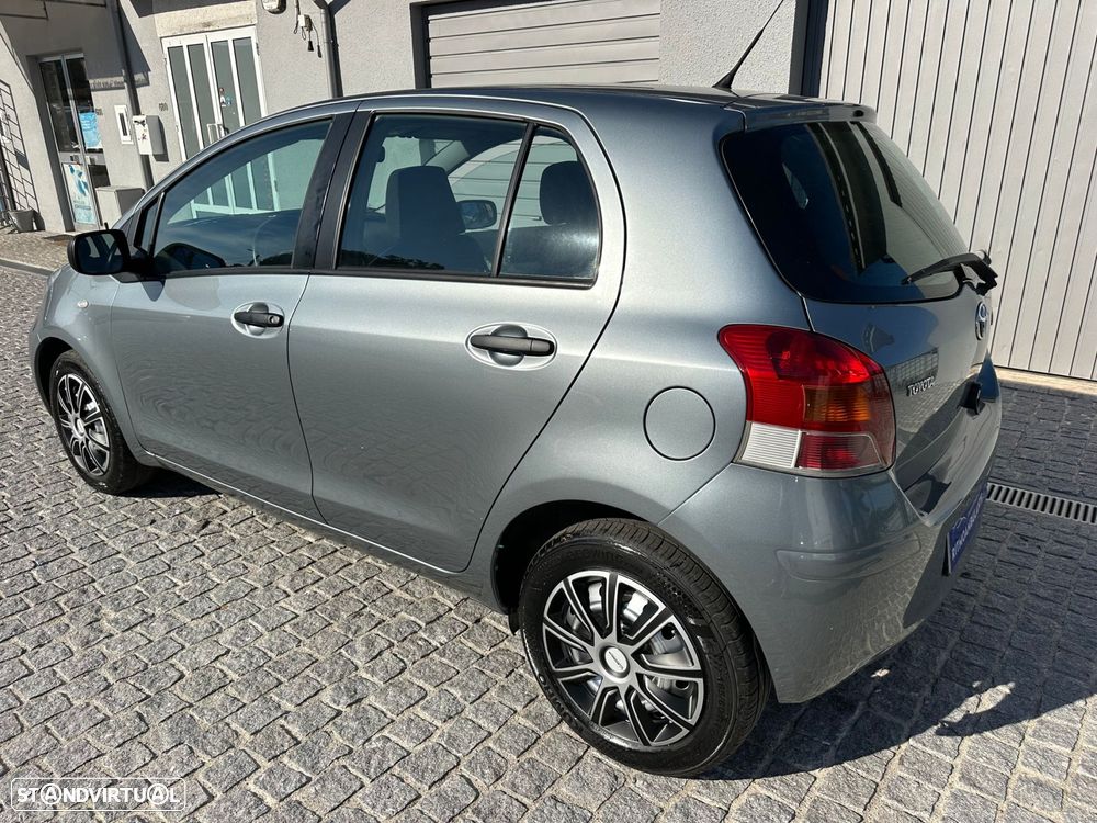 Toyota Yaris 1.4 D-4D AC - 4