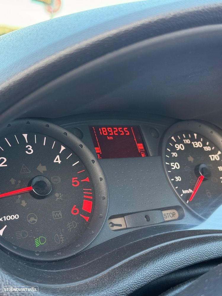 Renault Clio 1.5 dCi Confort - 6