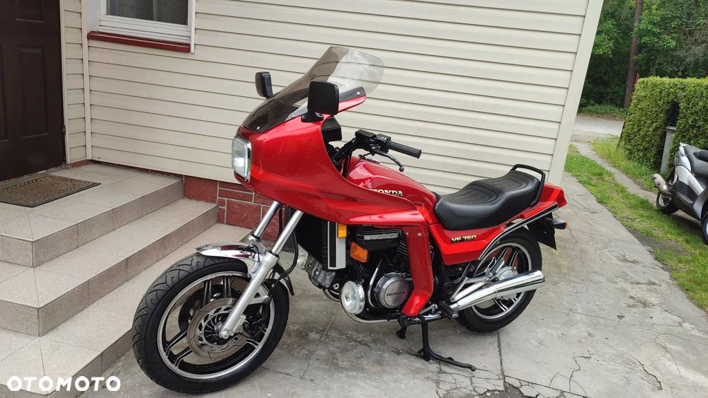Honda VF - 27