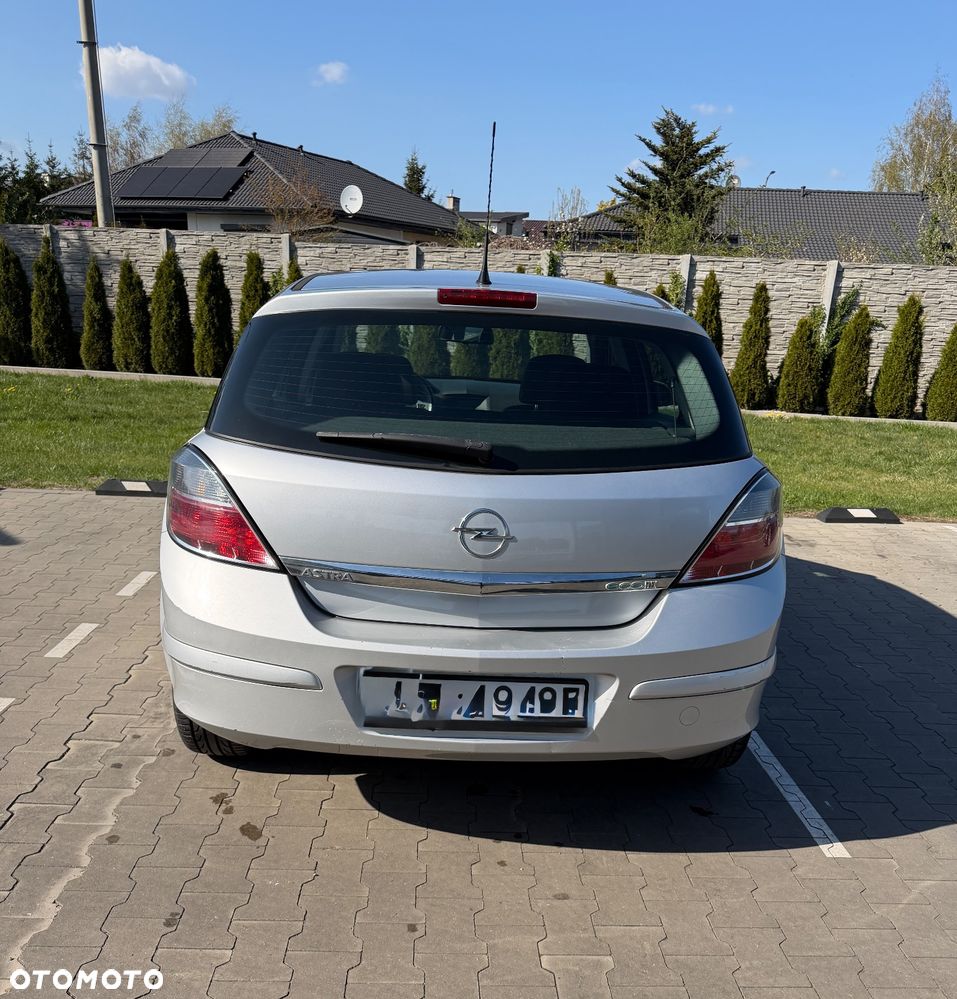 Opel Astra 1.7 CDTI ecoFLEX - 8
